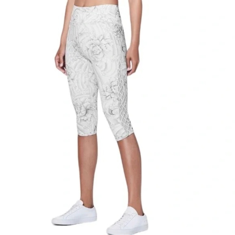 lululemon athletica Monochrome Floral Cropped Pants